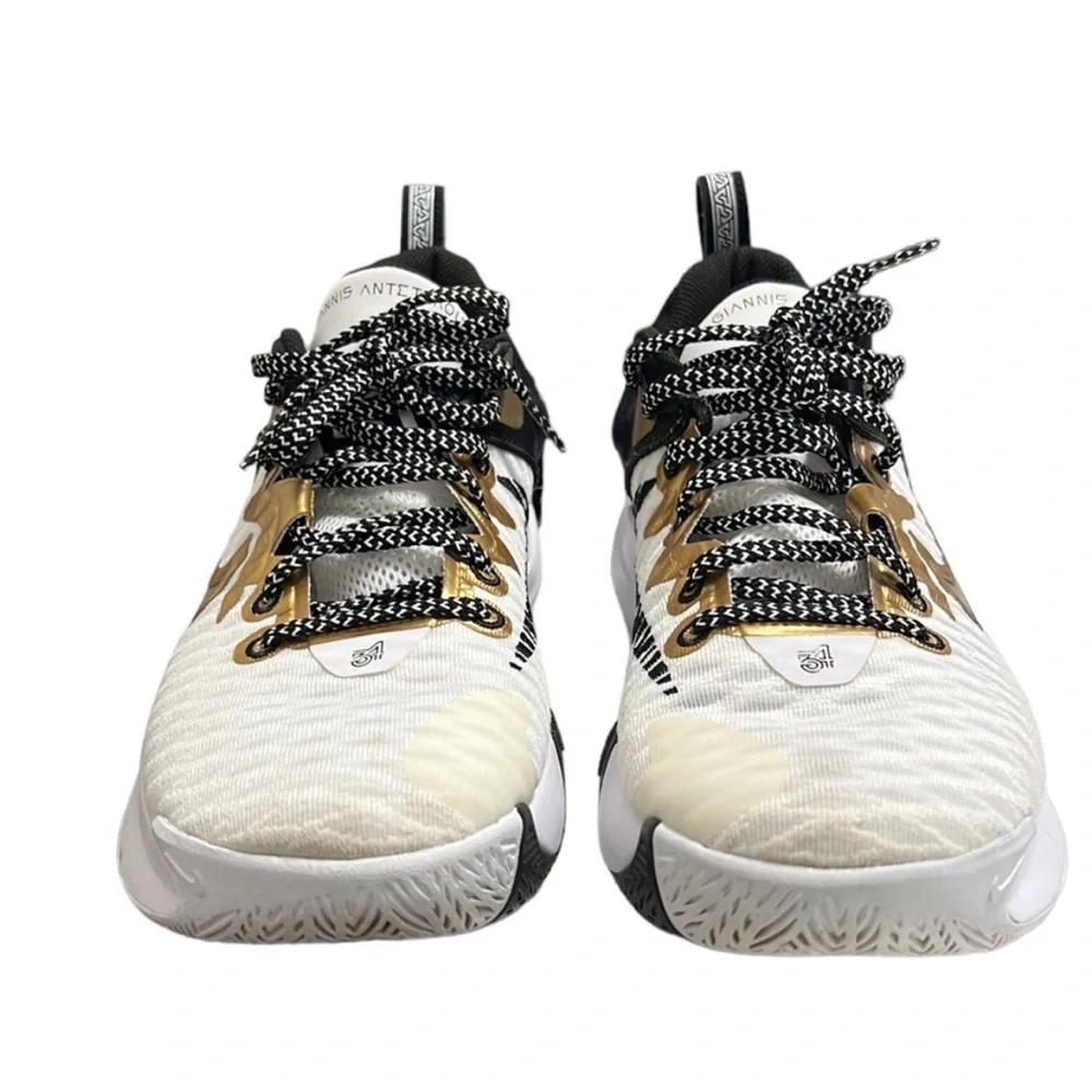 Nike Giannis Immortality 